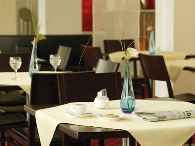 Nh Berlin City West Restaurang bild